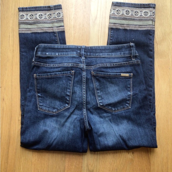 WHBM Straight Crop Embroidered Hem Classic Rise Crop Jeans size 4 - Picture 10 of 12